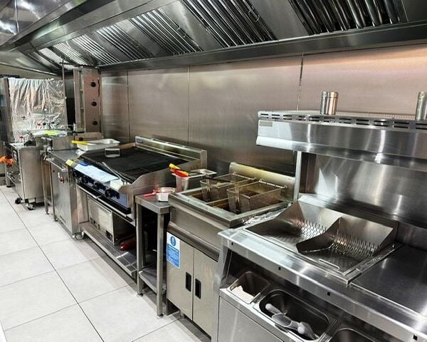 Licensed Fast Food Takeaway Specialising In Pizzas, Burgers And Chicken - Established 1965 for Sale Licensed Fast Food Takeaway Specialising In Pizzas, Burgers And Chicken - Established 1965 for Sale