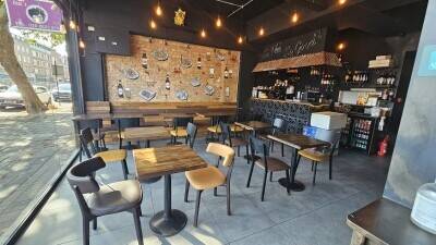 Restaurant for Sale in Streatham Hill &ndash; High Footfall, 20-Year Lease