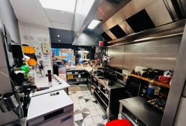 Thriving Restaurant With Premises Licence In Willesden Green