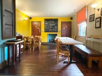DERBYSHIRE - MARKETPLACE PUB AND RESTAURANT WITH THREE LETTING BEDROOMS