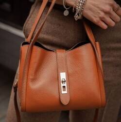 Stylish UK Handbag and Accessories Brand Operating in the Luxury Market