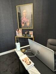 Aesthetic clinic