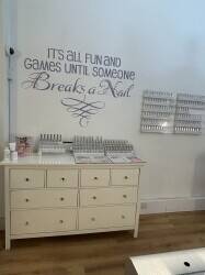 Luxury nail salon in Edinburgh 