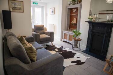 ESSEX - HIGH QUALITY FIVE BEDROOM GUEST HOUSE