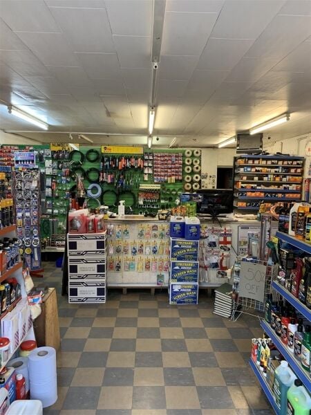 RETAIL AUTO PARTS & SPARES CENTRE NEAR ASHBY DE LA ZOUCH