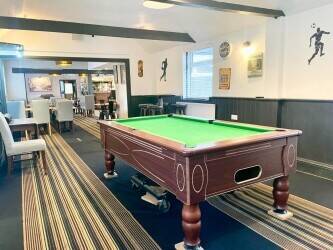 LINCOLNSHIRE - PUB AND RESTAURANT WITH 3 EN SUITE BEDROOMS AND LARGE CAR PARK