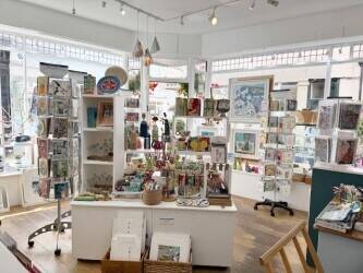 ART, CRAFT, & GIFT GALLERY