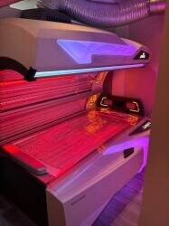 Well-respected Beauty and Tanning Salon in Essex with Customer Loyalty and Broad Service Range