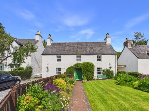 Elegant Loch Ness guest house with exceptional lifestyle potential