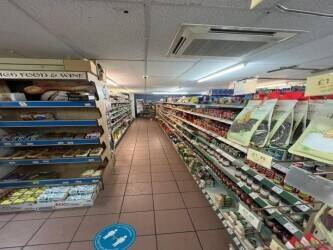 OFF LICENSE LEASE FOR SALE IN PRIME LOCATION IN RAYLEIGH WITH HIGH POTENTIAL TO INCREASE SALES OFF LICENSE LEASE FOR SALE IN PRIME LOCATION IN RAYLEIGH WITH HIGH POTENTIAL TO INCREASE SALES