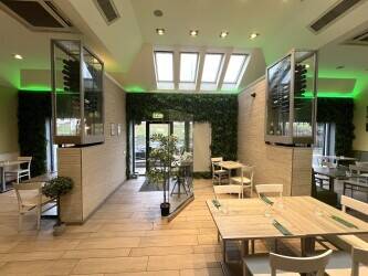 Beautifully Presented Freehold Restaurant Premises located in Dunfermline (ref 1795)