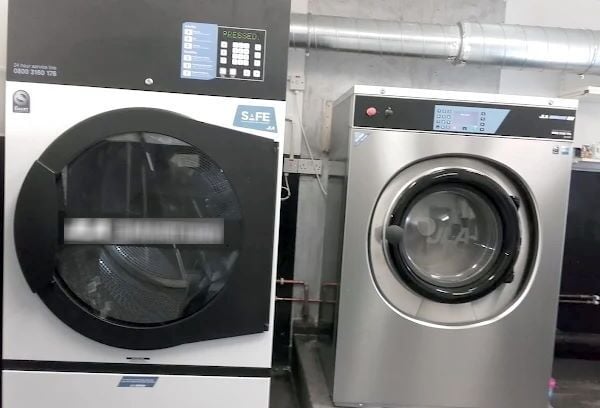 Receiving Dry Cleaners for Sale Receiving Dry Cleaners for Sale