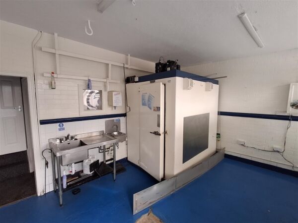 Vacant Unit For Sale in Doncaster