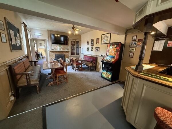 Well-Established and Respected South Devon Pub Company For Sale in Teignmouth