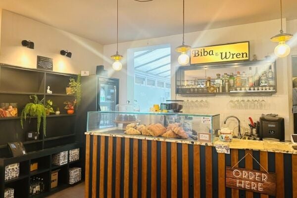 Cafe / Restaurant - London