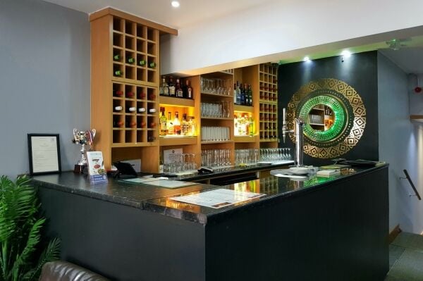Established Restaurant/Takeaway - Oxford