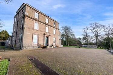 Established, Victorian 7-Bedroom Guest House in World Famous Location - For Sale