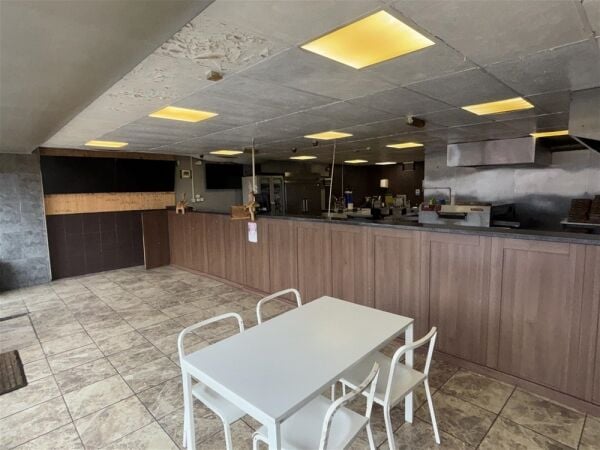 Hot Food Take Away For Sale in Scunthorpe