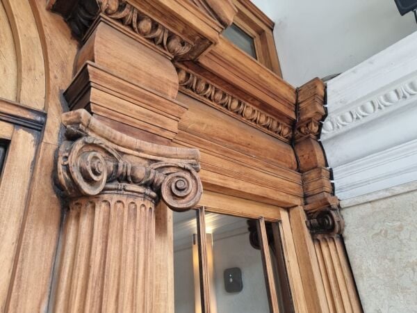 Renowned Business Specialising in Hand Carved Wooden Professional Joinery, Furniture and Architectural Components