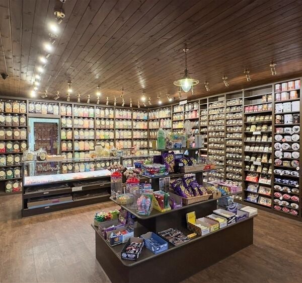 Youngs Auld Sweetie Shop, Aviemore