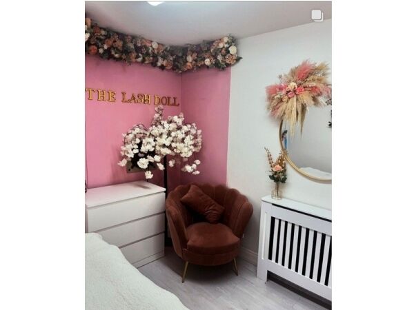 Glow With Confidence – Established Tanning & Beauty Salon Glow With Confidence – Established Tanning & Beauty Salon