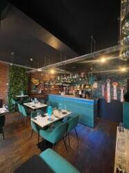 Fully Licensed Restaurant And Bar For Sale