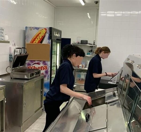 LEASEHOLD FISH & CHIP TAKEAWAY
(RECENTLY CLOSED)