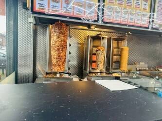 Middle Eastern shawrma takeway in Manchester 