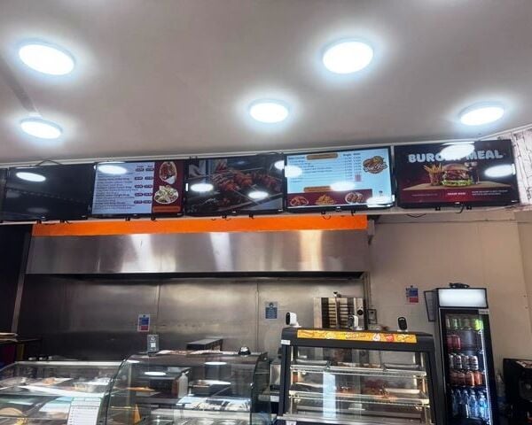 Café  /   Takeaway Specialising In Kebabs, Wraps And Burgers for Sale