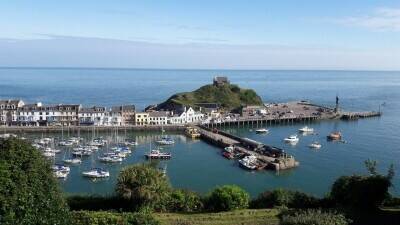 Award Winning & Unique Aquarium with Cafe & Gift Shop - North Devon Seaside Town