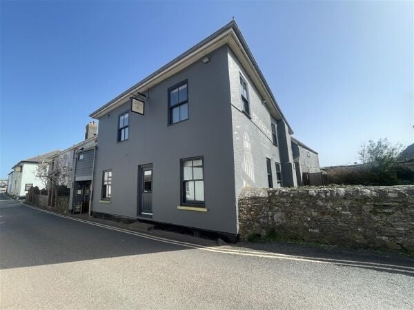 Charming Boutique Guest House set in the heart of the South Hams For Sale in Kingsbridge Charming Boutique Guest House set in the heart of the South Hams For Sale in Kingsbridge
