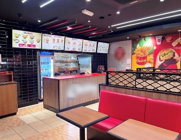 Fast Food Chicken Restaurant And Take Away With Optional Franchise - Recently Closed, for Sale