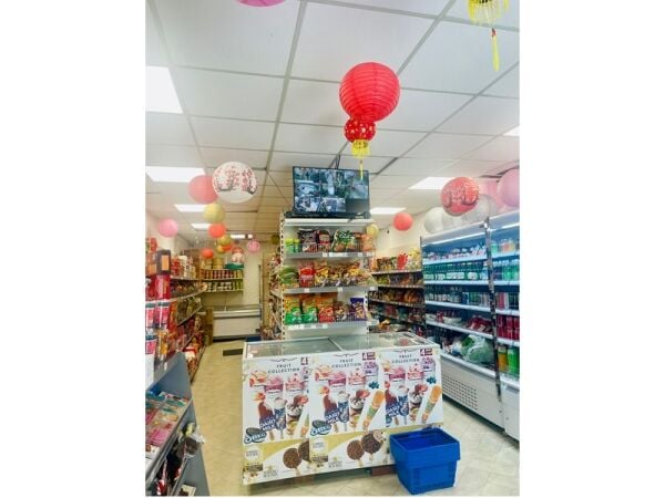 Flavours Without Borders – Trend-Led Oriental Supermarket with Strong Social Presence