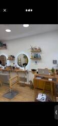 Hairdresser salon  to sell in Finchley