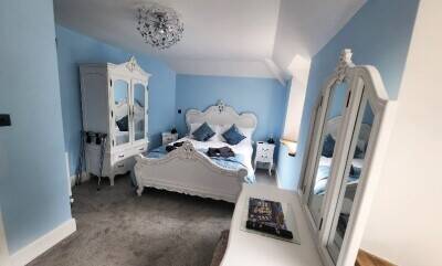 Dartmoor Inn & Hotel Set In 2.5 Acres WIth 9 Letting Rooms & 3 Bedroom Owner's Cottage