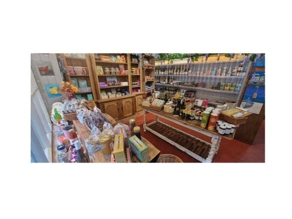 Established Artisan Deli & Online Food Brand – Surrey Leasehold