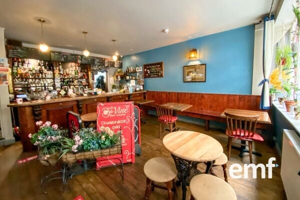 Pub, Restaurant & Takeaway Pub, Restaurant & Takeaway