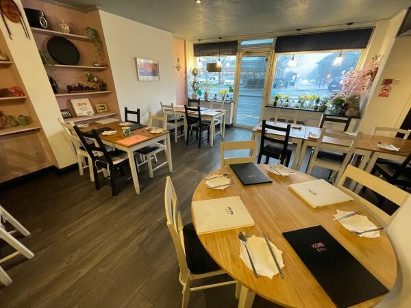 Spacious Town Centre Restaurant - Leasehold Business Spacious Town Centre Restaurant - Leasehold Business