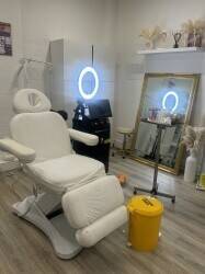 Established UK Aesthetics Ltd Company and stock for Sale Established UK Aesthetics Ltd Company and stock for Sale