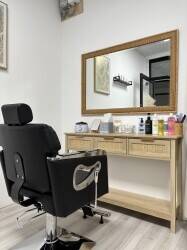 Clean and Modern Beauty Salon for Sale in Halesowen Town Centre