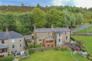 Successful holiday let overlooking the stunning Worth Valley
