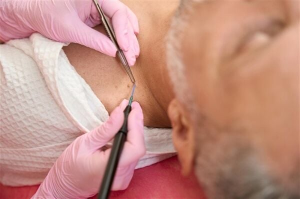 SPECIALIST AESTHETICS CLINIC SPECIALIST AESTHETICS CLINIC