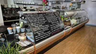 Exceptional Café and Deli in Prime Location