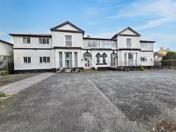 Auction Lot: Virtual Freehold - Former care home suitable for alternative use (STP) For Sale
