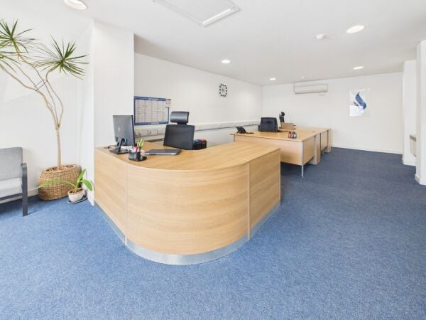 Bright, modern office space in prime Elgin location Bright, modern office space in prime Elgin location