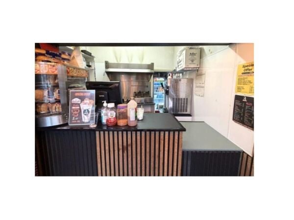Leasehold Takeaway Premises & Assets For Sale - Newcastle Upon Tyne Leasehold Takeaway Premises & Assets For Sale - Newcastle Upon Tyne