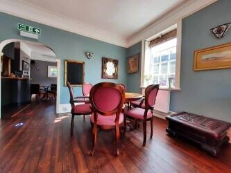 WILTSHIRE - PRESTIGIOUS VILLAGE FREEHOUSE WITH LETTING ACCOMMODATION