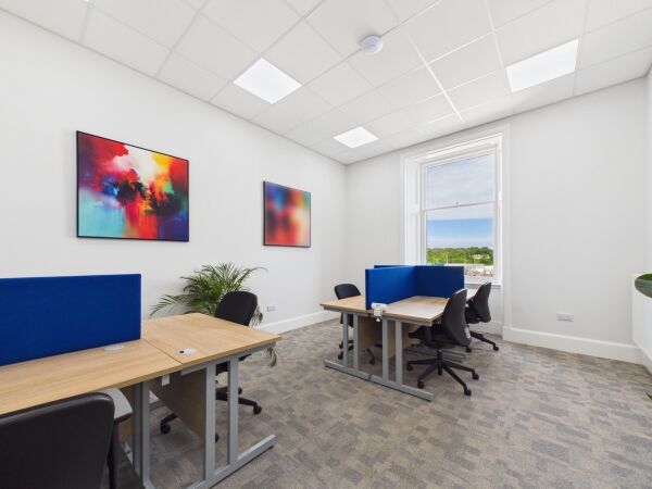 Prime Elgin offices available individually, flexible lease terms Prime Elgin offices available individually, flexible lease terms