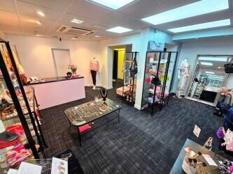 INDEPENDENT LADIES CLOTHING BOUTIQUE . EST 17 YEARS – FOR SALE – HADLEIGH, ESSEX INDEPENDENT LADIES CLOTHING BOUTIQUE . EST 17 YEARS – FOR SALE – HADLEIGH, ESSEX