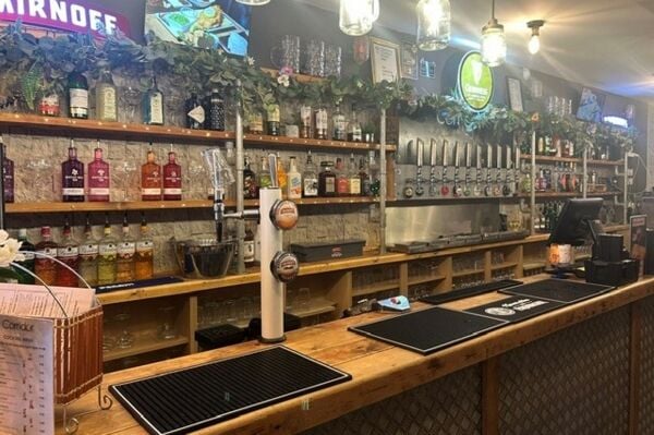 Established Bar & Restaurant - Southport Established Bar & Restaurant - Southport
